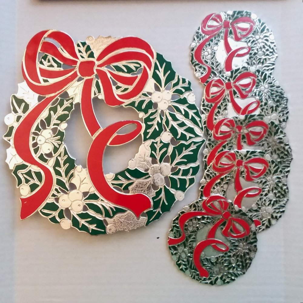Christmas wreath trivet & coasters Wm. A. Rogers Holiday 1986 VTG Silver